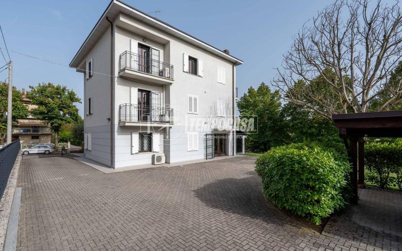 Villa bifamiliare, buono stato, 450 m², Centro, Castellarano — foto 63 di 74