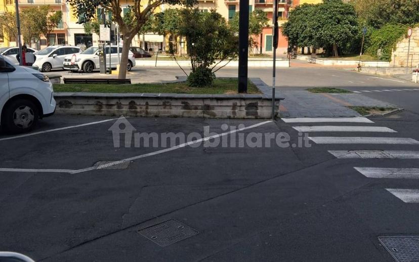 Trilocale piazza della Libertà 4, Borghetto Santo Spirito — foto 2 di 33
