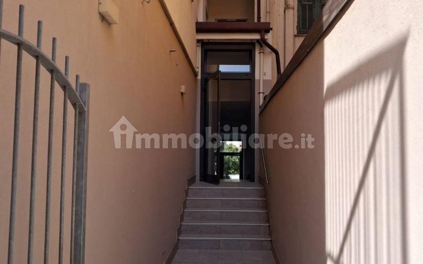 Trilocale piazza della Libertà 4, Borghetto Santo Spirito — foto 3 di 33