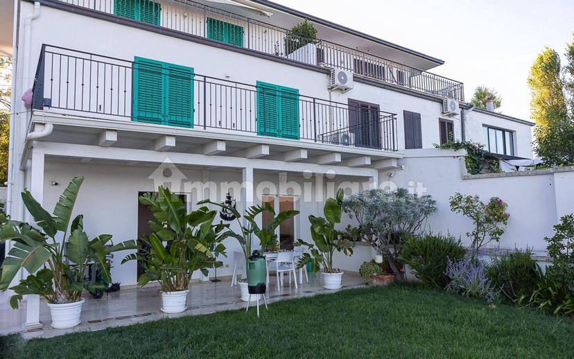 Villa bifamiliare Contrada Monte Coriolano 12a, Montecoriolano, Potenza Picena — foto 2 di 16