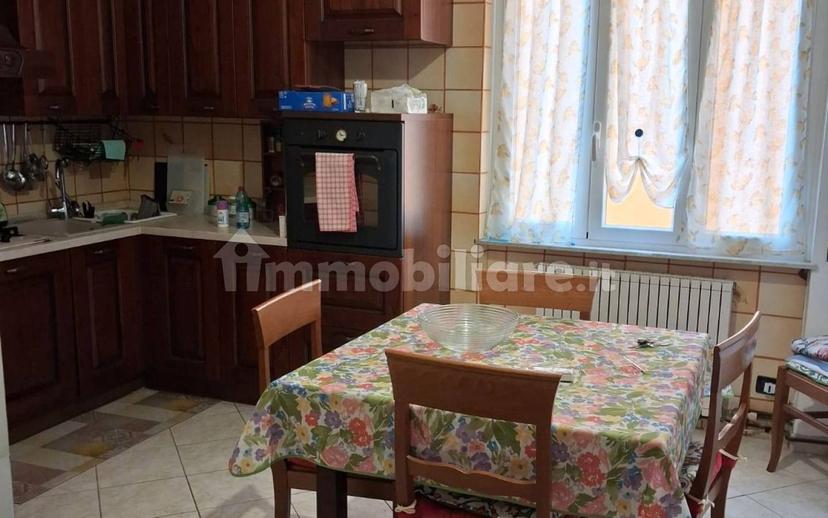 Trilocale piazza della Libertà 4, Borghetto Santo Spirito — foto 29 di 33