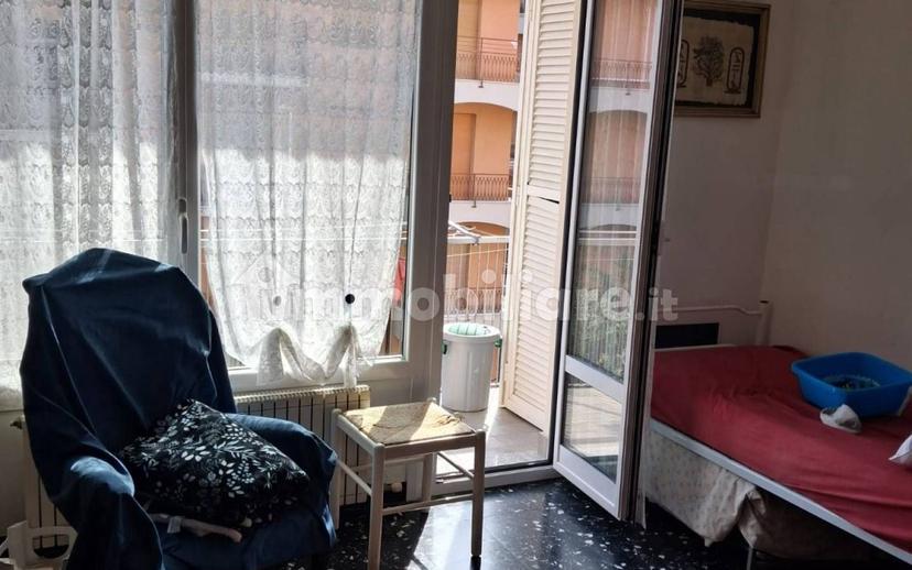 Trilocale piazza della Libertà 4, Borghetto Santo Spirito — foto 23 di 33