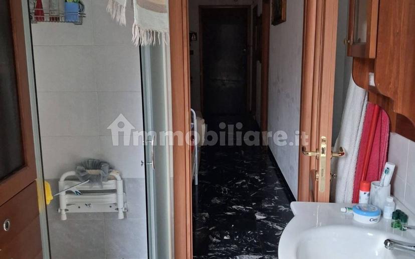 Trilocale piazza della Libertà 4, Borghetto Santo Spirito — foto 32 di 33