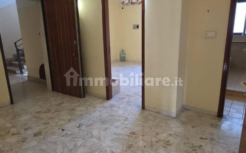 Trilocale via Buccari 15, Tre Carrare, Taranto — foto 3 di 17