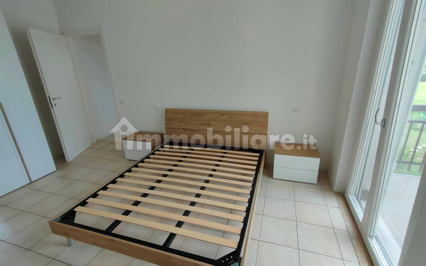 Trilocale ottimo stato, primo piano, Centro, Isola Rizza