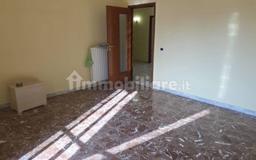 Trilocale via Buccari 15, Tre Carrare, Taranto