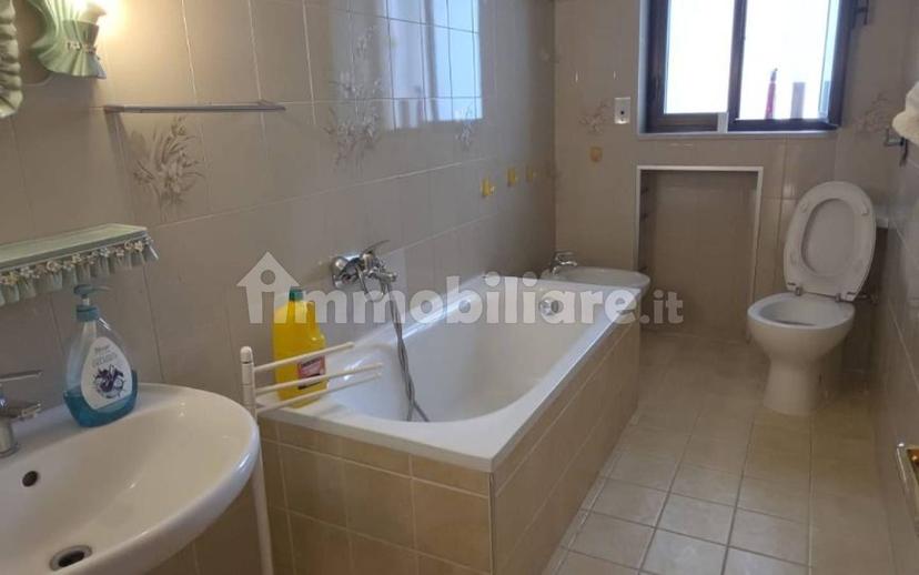 Trilocale via Buccari 15, Tre Carrare, Taranto — foto 8 di 17