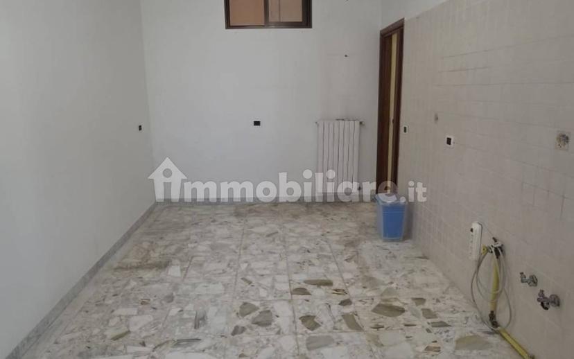Trilocale via Buccari 15, Tre Carrare, Taranto — foto 9 di 17