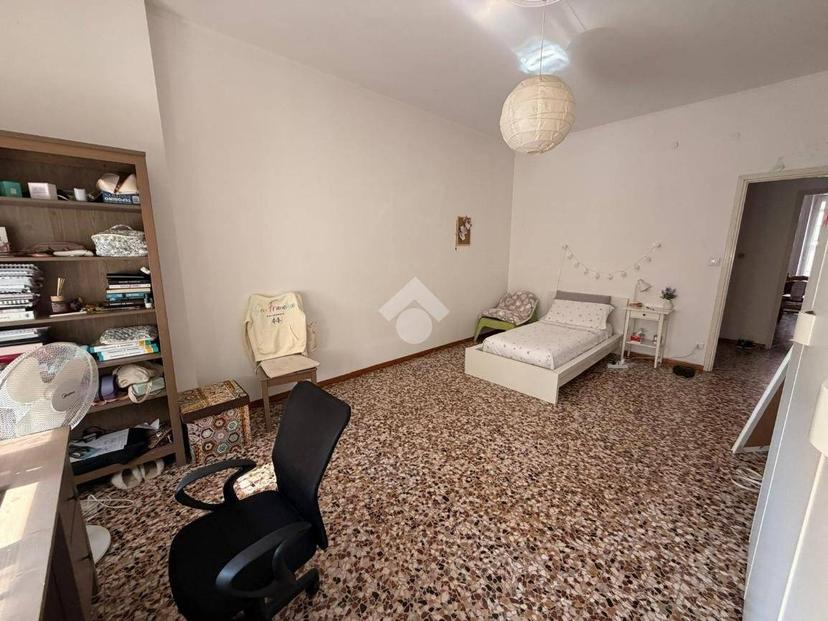 Quadrilocale viale Camillo Golgi 35, Policlinico, Pavia — foto 8 di 24