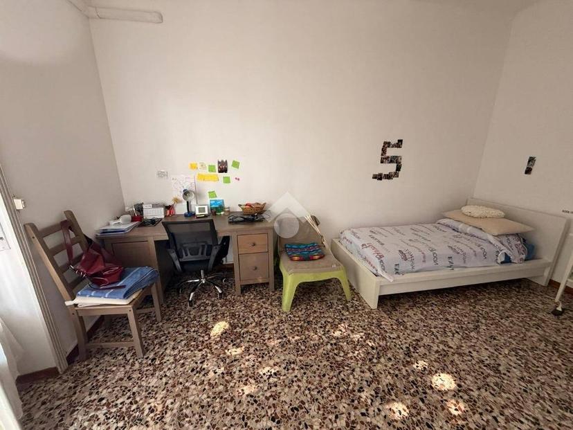 Quadrilocale viale Camillo Golgi 35, Policlinico, Pavia — foto 5 di 24