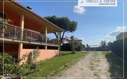 Villa unifamiliare via Angelo Canossi, Fornaci Quattrovie, Adro