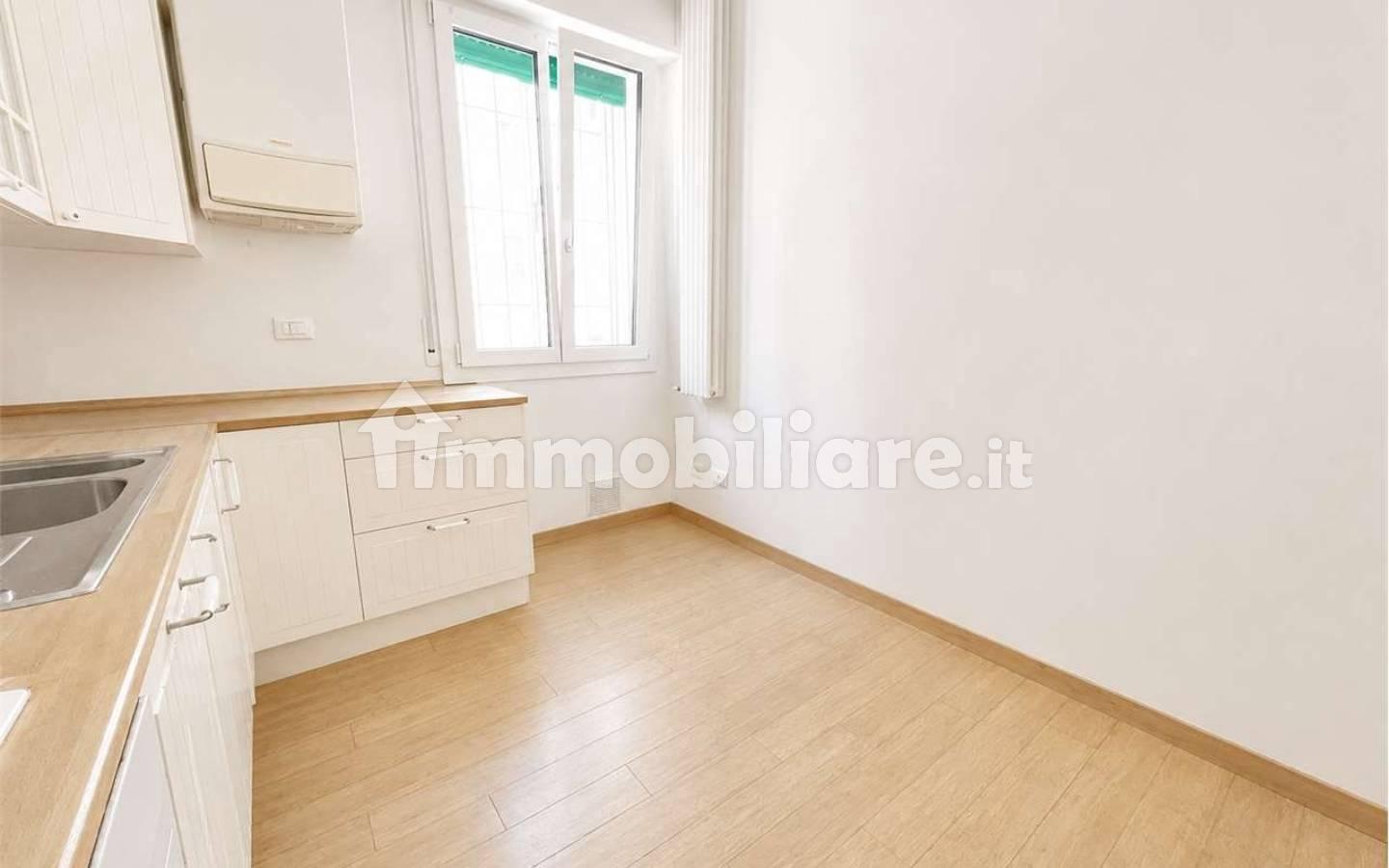 Trilocale San Donato – Ristrutturato Con Balcone, San Donato, Bologna