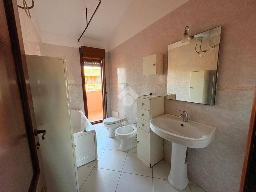 Bilocale via Ottaviano Augusto 102, Sestu — foto 8 di 13