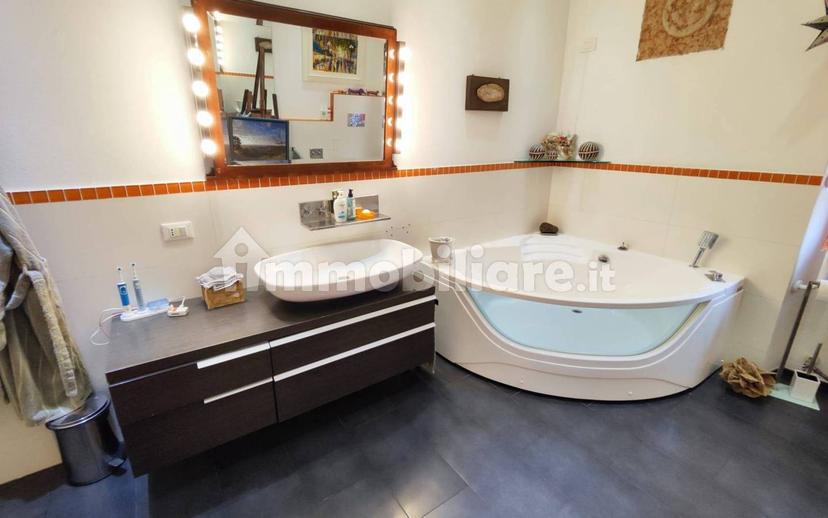 Quadrilocale via Patrioti, Centro, Albenga — foto 7 di 19
