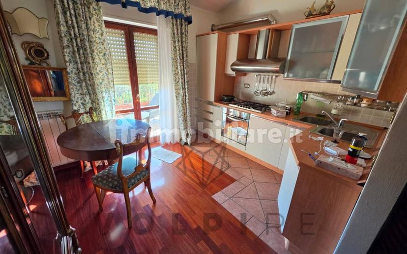 Attico ottimo stato, 145 m², Bastia Umbra — foto 17 di 30