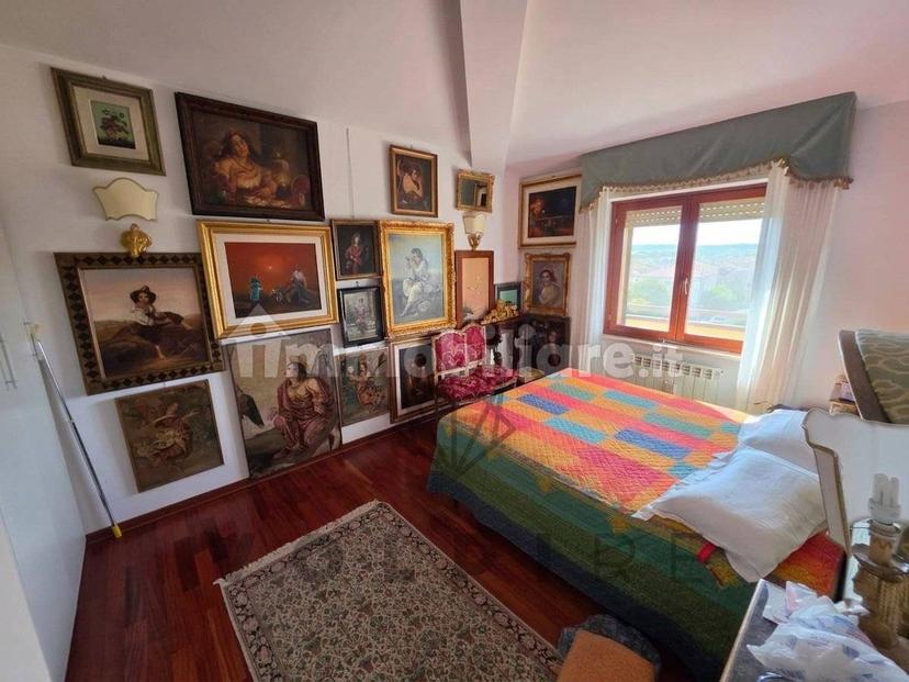 Attico ottimo stato, 145 m², Bastia Umbra — foto 3 di 30