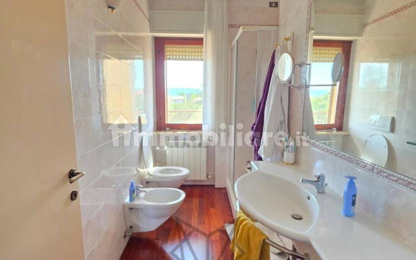 Attico ottimo stato, 145 m², Bastia Umbra — foto 28 di 30