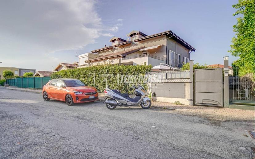 Trilocale via Tintoretto, Centro, Borgo Ticino — foto 6 di 28