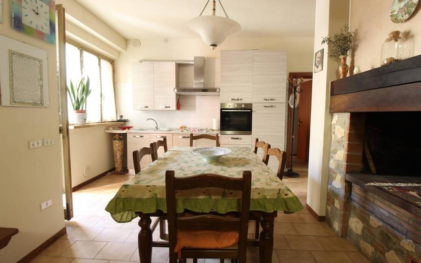 Appartamento via San Crespino 10, Centro, Lamporecchio — foto 34 di 43