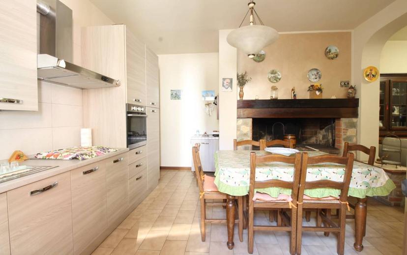 Appartamento via San Crespino 10, Centro, Lamporecchio — foto 43 di 43