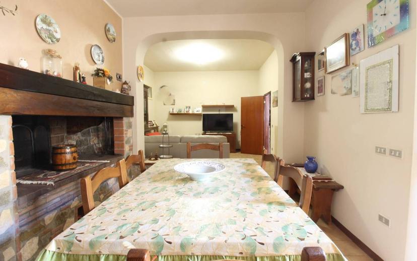 Appartamento via San Crespino 10, Centro, Lamporecchio — foto 7 di 43