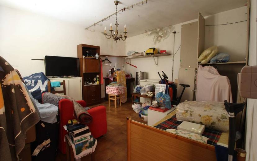 Appartamento via San Crespino 10, Centro, Lamporecchio — foto 38 di 43