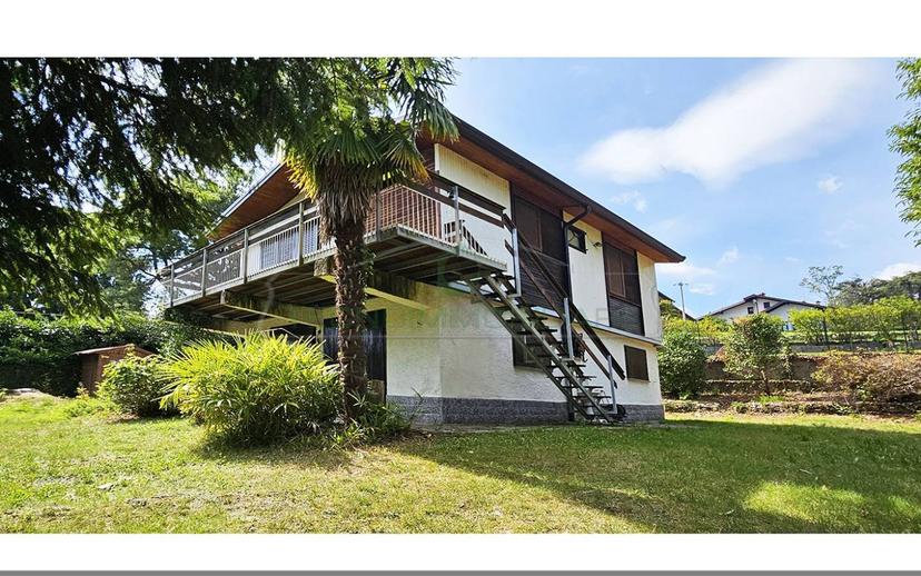 Villa unifamiliare Case Sparse Poggio Radioso, Poggio Radioso, Nebbiuno