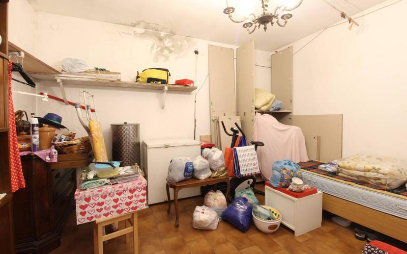 Appartamento via San Crespino 10, Centro, Lamporecchio — foto 35 di 43