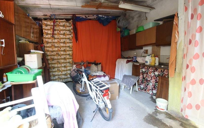 Appartamento via San Crespino 10, Centro, Lamporecchio — foto 4 di 43