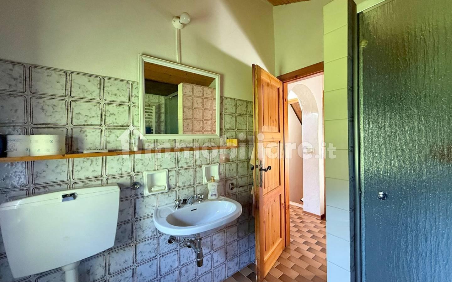 Villa unifamiliare via ai Monti, Gravedona ed Uniti