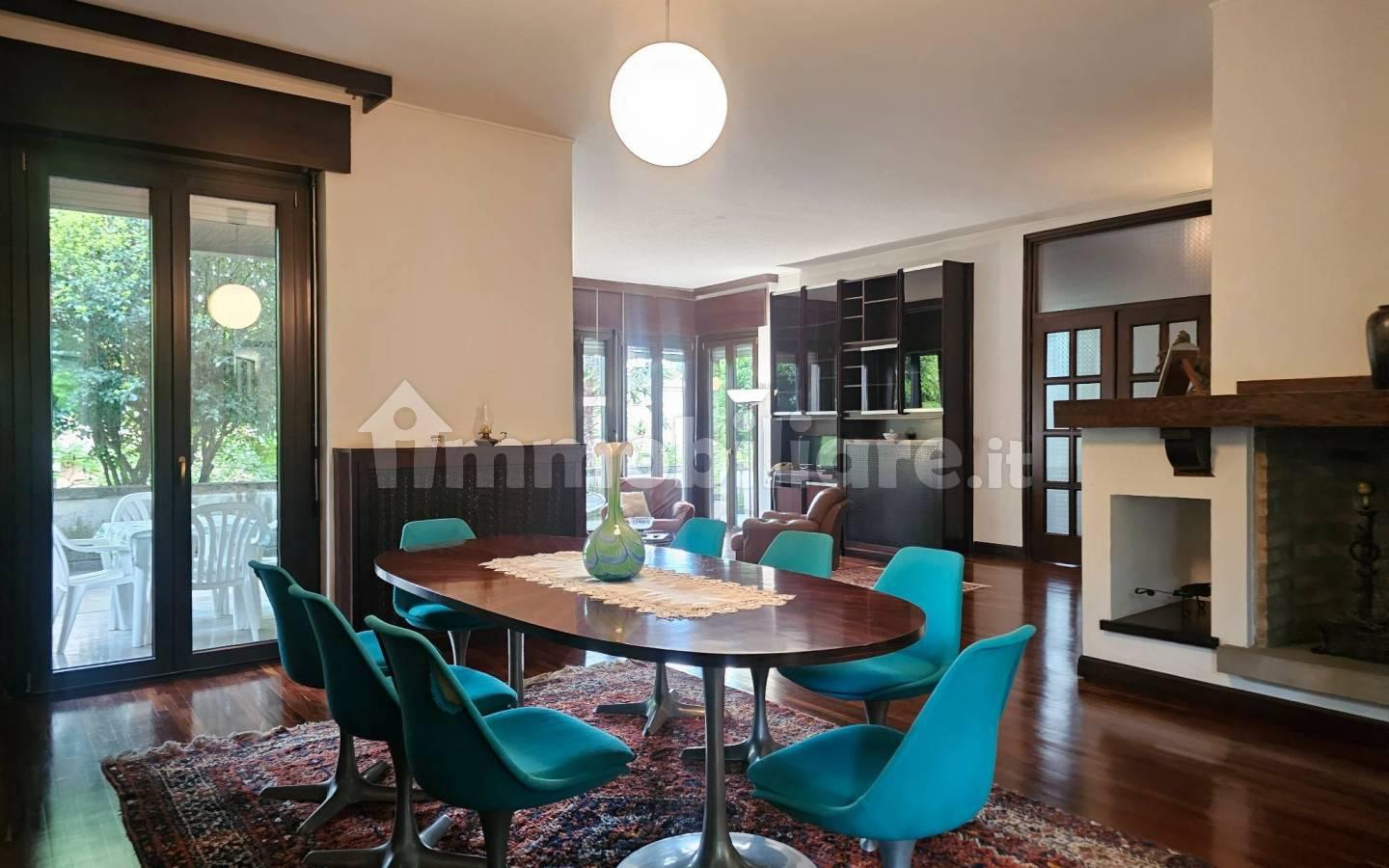 Villa unifamiliare, buono stato, 772 m², Centro, Villa d'Adda