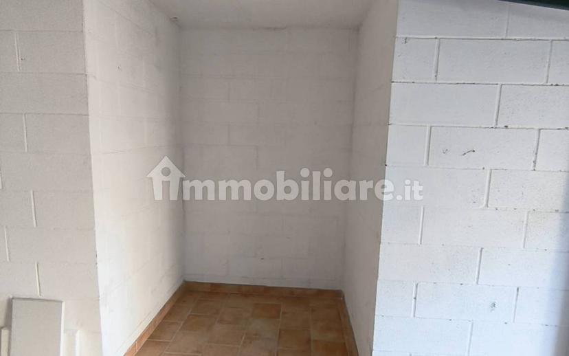 Quadrilocale via Cornelio Bentivoglio, Carrozzone, Reggio Emilia — foto 2 di 20