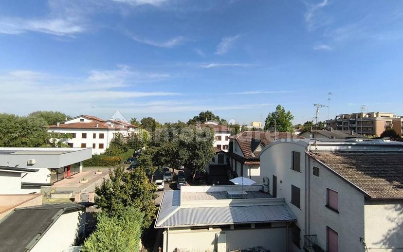 Quadrilocale via Cornelio Bentivoglio, Carrozzone, Reggio Emilia — foto 19 di 20
