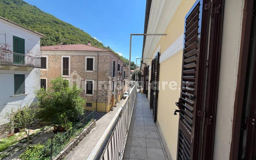 Appartamento via Giuseppe Garibaldi, Centro, San Donato Val di Comino — foto 5 di 17