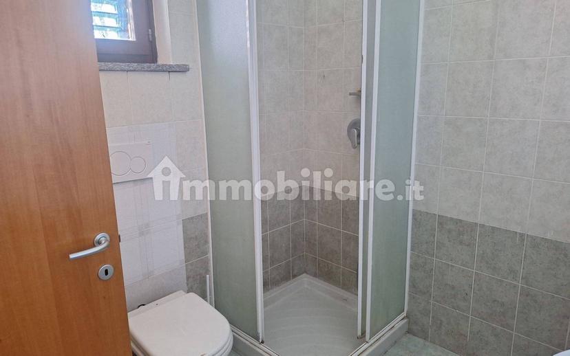 Trilocale via Garzoneri, Treviglio — foto 10 di 16