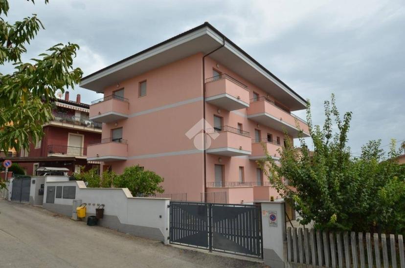 Trilocale via di Villa Forcella 8, Fonte Umano San Martino Alta, Città Sant'Angelo — foto 11 di 15