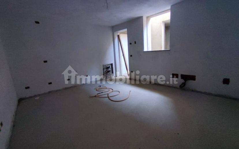 Quadrilocale via Valtrighe, Centro, Terno d'Isola — foto 44 di 50