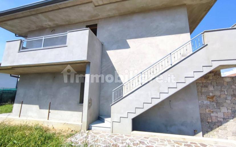Quadrilocale via Valtrighe, Centro, Terno d'Isola — foto 38 di 50