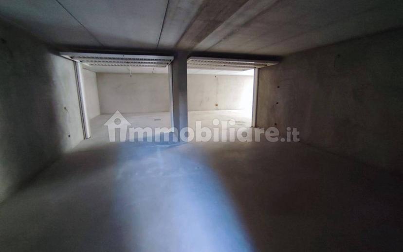 Quadrilocale via Valtrighe, Centro, Terno d'Isola — foto 46 di 50