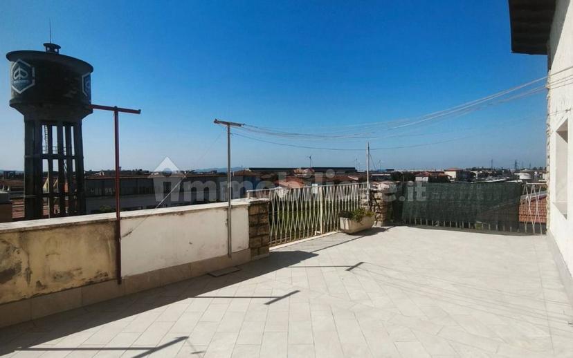 Quadrilocale via Alessandro Manzoni, Centro, Pontedera — foto 5 di 25