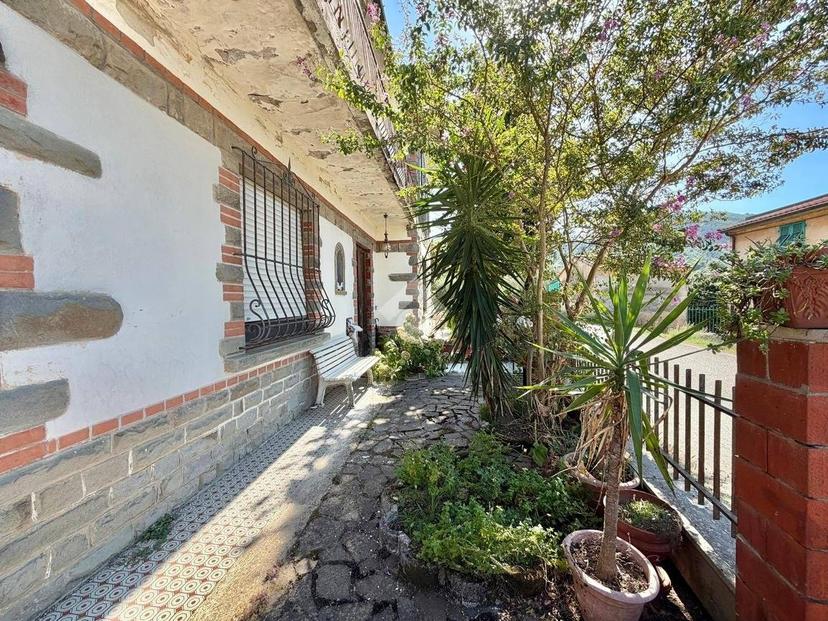 Terratetto unifamiliare via Scopetana 145, Forrottoli, Quarrata — foto 5 di 35