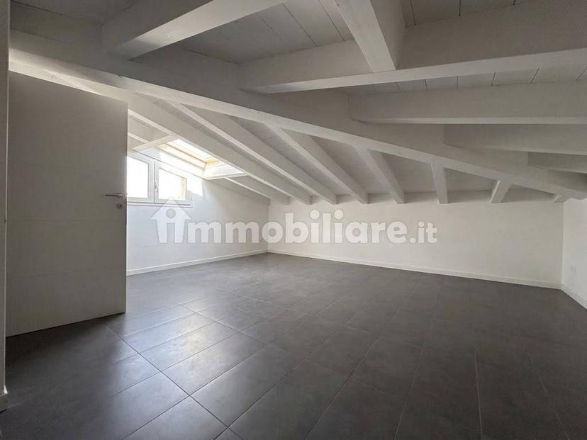 Trilocale via Risorgimento, Clusane, Iseo — foto 2 di 13