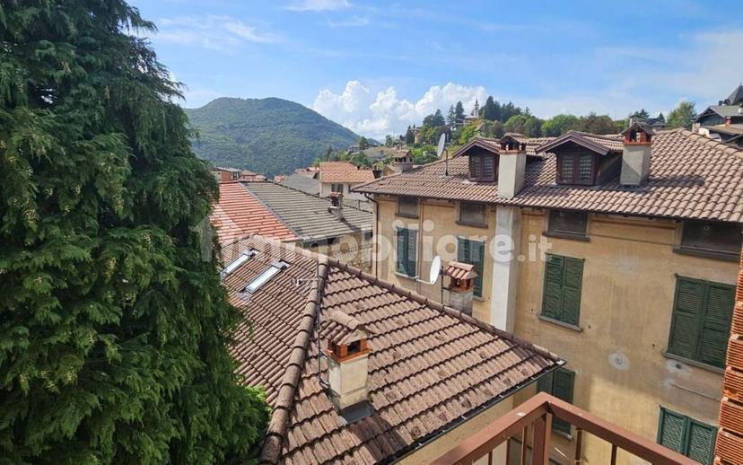 Bilocale via Giuseppe Verdi, Centro, Esino Lario — foto 2 di 12