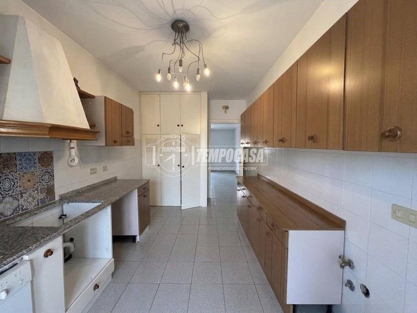 Appartamento via Nuova Costa 31, Centro, Ovada — foto 5 di 16