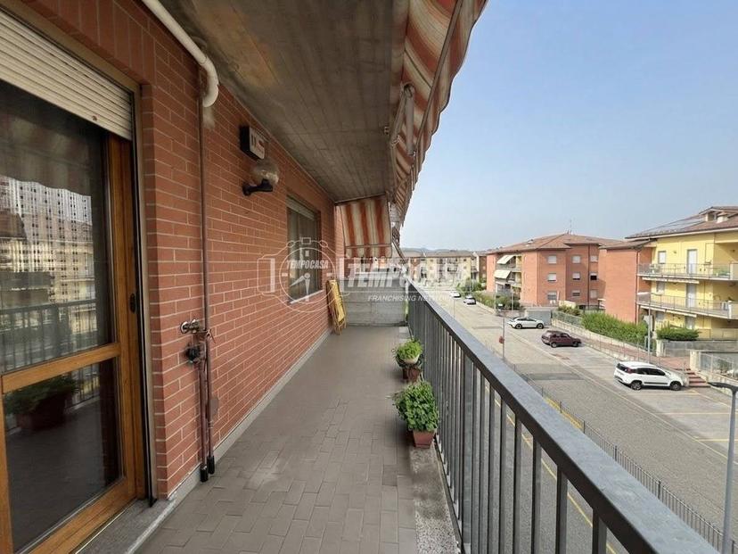 Appartamento via Nuova Costa 31, Centro, Ovada — foto 10 di 16