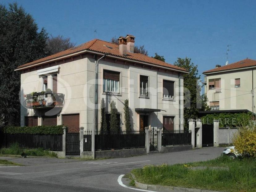 Villa unifamiliare via Villafranca, 1, Centro, Carate Brianza — foto 23 di 24