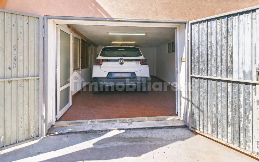 Bilocale via Tagliamento, 15, Centro, Loano — foto 3 di 28