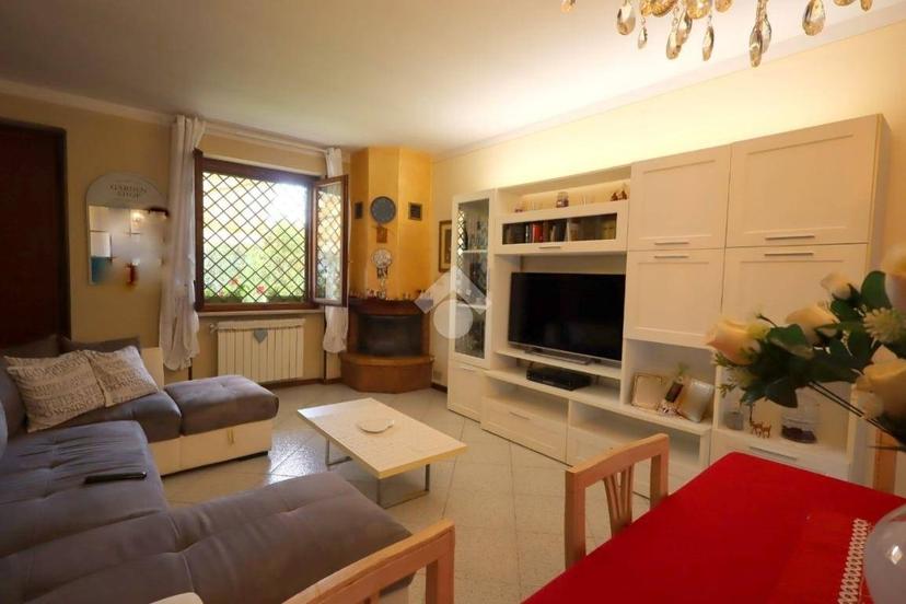 Villa bifamiliare via Gandhi 8, Centro, Montirone — foto 3 di 31