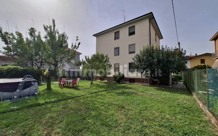 Quadrilocale via 2 Giugno, Curno — foto 11 di 18