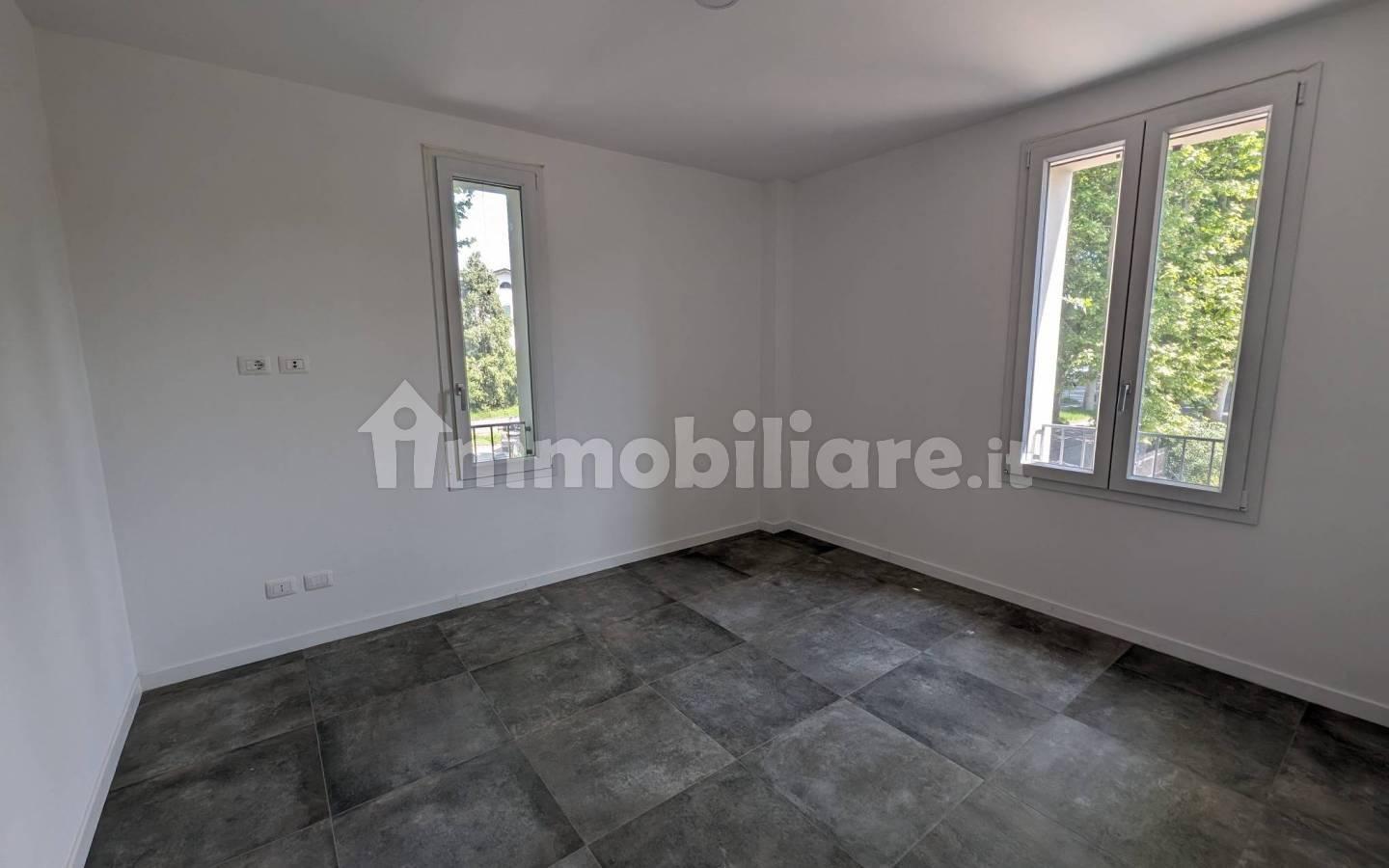 Bilocale viale E. Vezzoni, Centro, Fontanellato